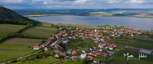 Burčáková regata a MČR tříd ILCA 7 a Evropa na Nových Mlýnech bude